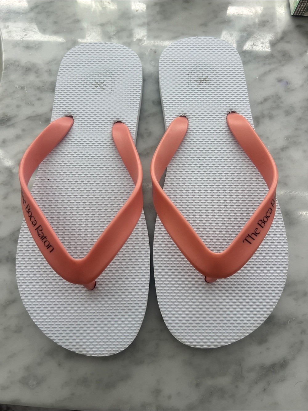 The Boca Raton 🩷Spa Flip Flops - Picture 2 of 4